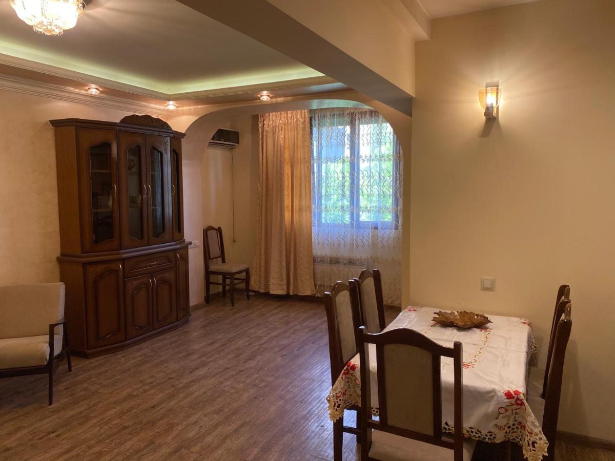 Apartment In Centre Evn 예레반 외부 사진